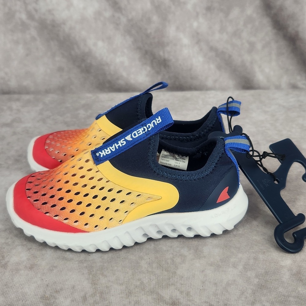 Rugged Shark Toddler Water Shoes Red Blue Yellow Sandals Size 8 NEW‎